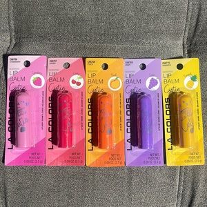 🥰🥰L.A. COLORS Scented Lip Balm Cutie🥰🥰